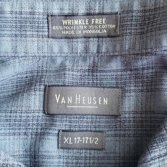 𝅺3/$20 Van Heusson Gray Plaid Button Down Dress Shirt - Picture 3 of 5